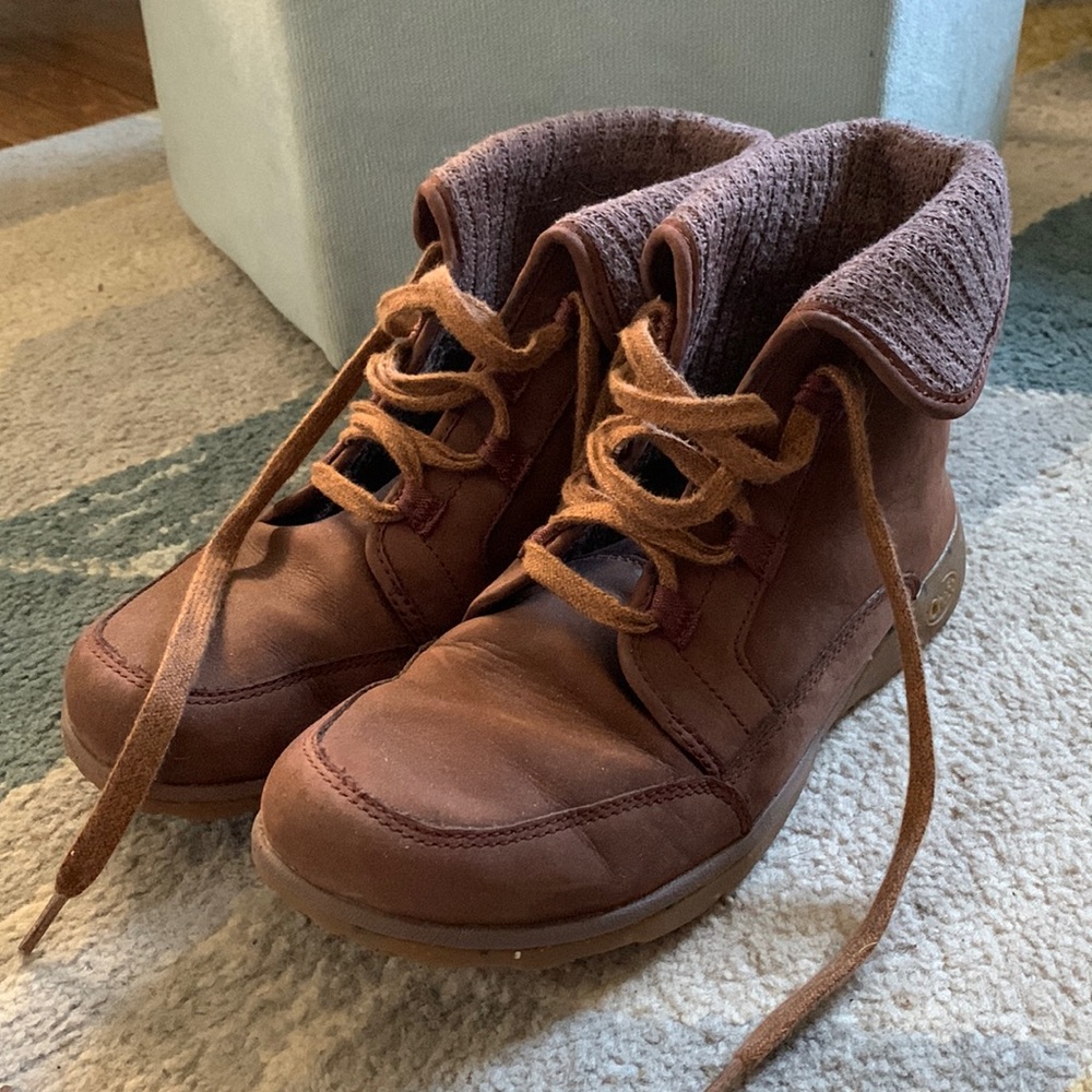 Chaco Barbary Boots Mahogany Women's Size 10